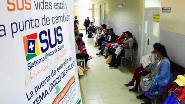 Bolivia expulsa a 725 cubanos y replantea relación con ese país y Venezuela