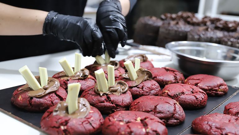 Las cookies virales más elegidas son las red velvet. Las cookies virales más elegidas son las red velvet.