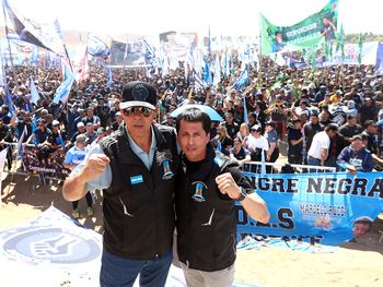 Marcelo Rucci y Ernesto Inal, líderes del Sindicato de Petróleo y Gas Privado de Neuquén, Río Negro y La Pampa. Marcelo Rucci y Ernesto Inal, líderes del Sindicato de Petróleo y Gas Privado de Neuquén, Río Negro y La Pampa.