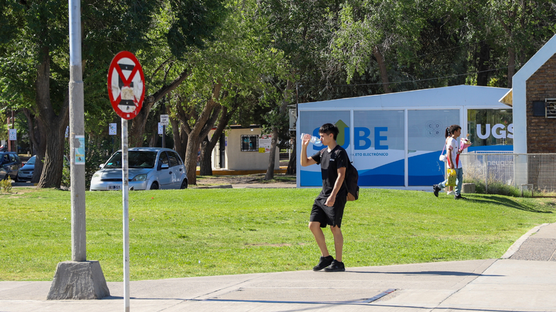 Vuelve a subir la temperatura en Neuquén. | LM Neuquen Vuelve a subir la temperatura en Neuquén.