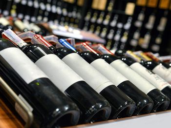 El modelo histórico del vino como bebida de consumo masivo ha quedado atrás. El modelo histórico del vino como bebida de consumo masivo ha quedado atrás.