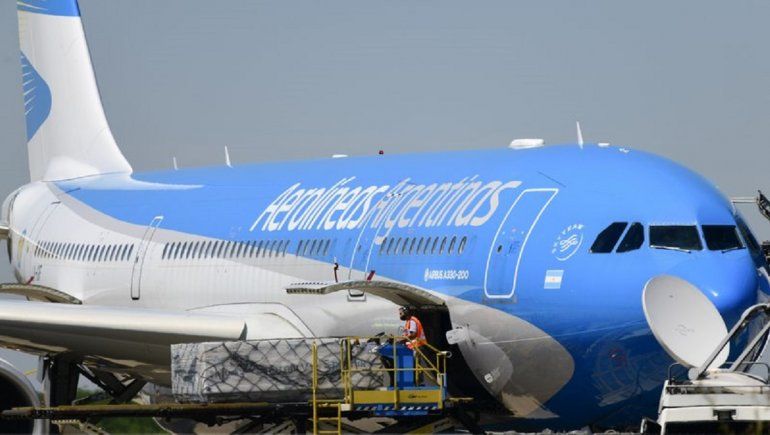 Más Sputnik V llegarán al país mientras se negocia la vacuna china