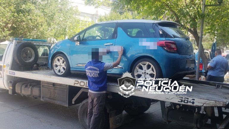 A pocos días del crimen de su padre, le robaron el auto