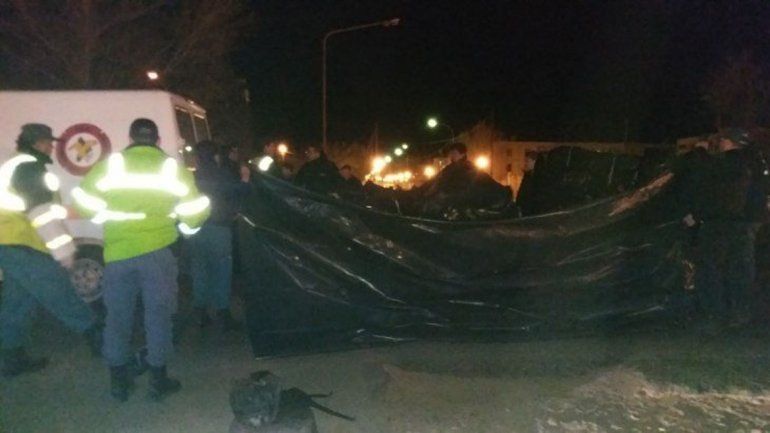 La Policía tuvo que cortar la circulación sobre la ruta mientras realizaba las pericias.