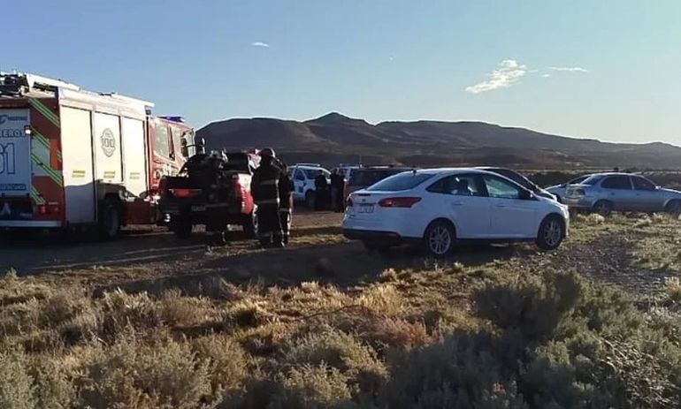 La Policía de Comodoro Rivadavia investiga la muerte de un hombre en un barranco. La Policía de Comodoro Rivadavia investiga la muerte de un hombre en un barranco.