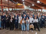 Rolando Figueroa manifestó que las Becas Gregorio Álvarez ofrecerán la oportunidad a los estudiantes de tener una notebook.