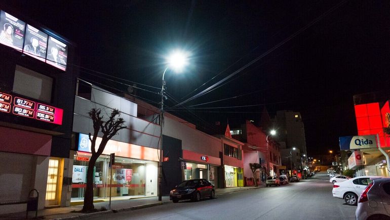 Chubut: Comodoro Rivadavia de noche.