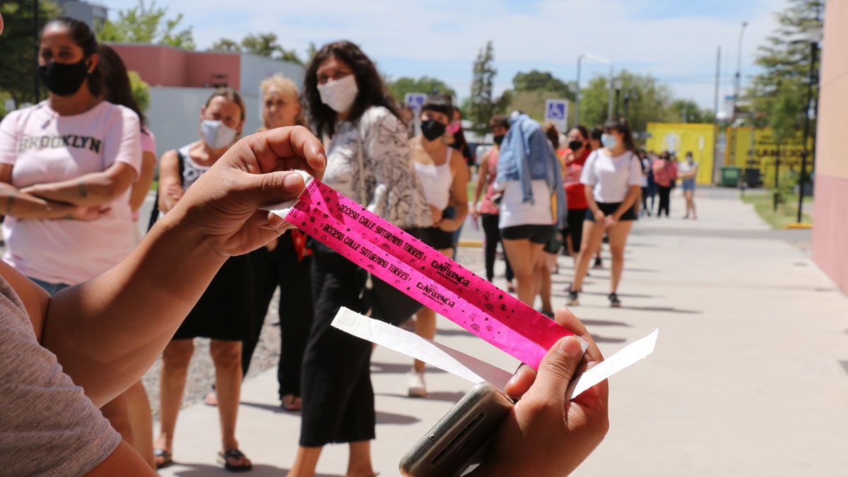 ¿Cómo acceder a las pulseras de la Confluencia si no sos contribuyente?