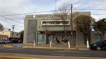 un reconocido supermercado desembarca en plaza huincul y genera mas de 100 puestos de empleo