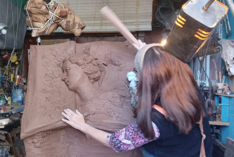 La poeta Irma Cuña tendrá una escultura en homenaje a su memoria