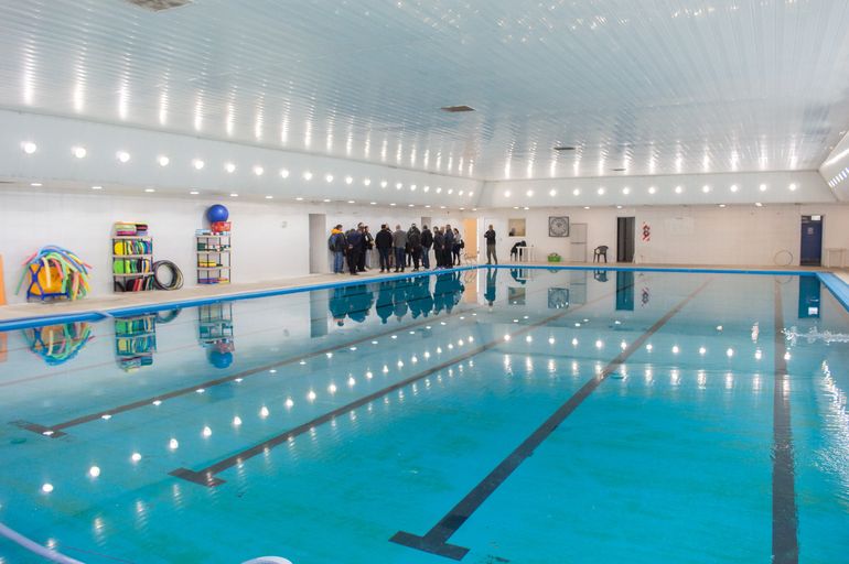 Buenas noticias: tras más de un año, se reabrió el natatorio del CEF N°4