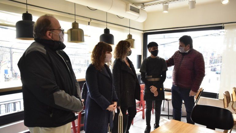 Entraron a trabajar 252 jóvenes que entrenó la Muni