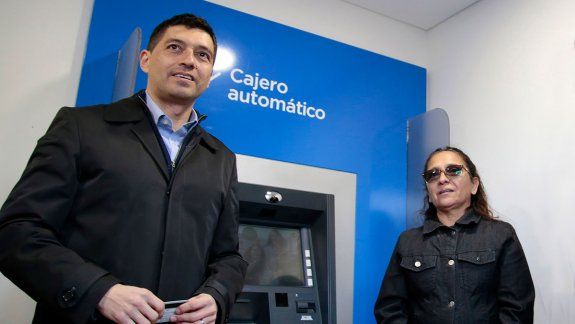 Los vecinos de barrio Sapere ya tienen un cajero a mano