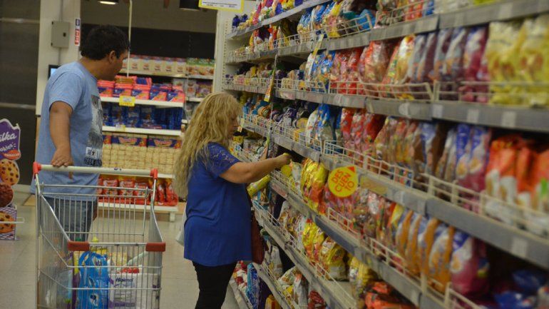En 4 meses hubo aumentos de hasta 25% en los súper