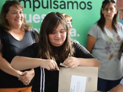 Se realizó la apertura de sobres con ofertas para obras de infraestructura en Fernánde Oro. Se realizó la apertura de sobres con ofertas para obras de infraestructura en Fernánde Oro.