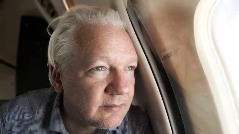 Julian Assange fue liberado en Gran Bretaña