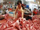 China frena el ritmo de importaciones de carne y afecta a la industria argentina.