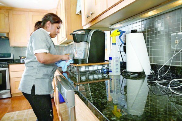 Las empleadas domésticas aseguran que su situación laboral empeoró con la pandemia de coronavirus.