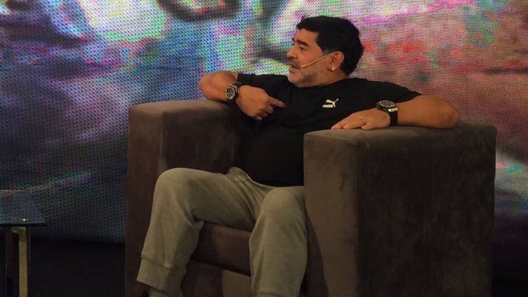 Maradona fue homenajeado en C5N y habló sobre AFA.