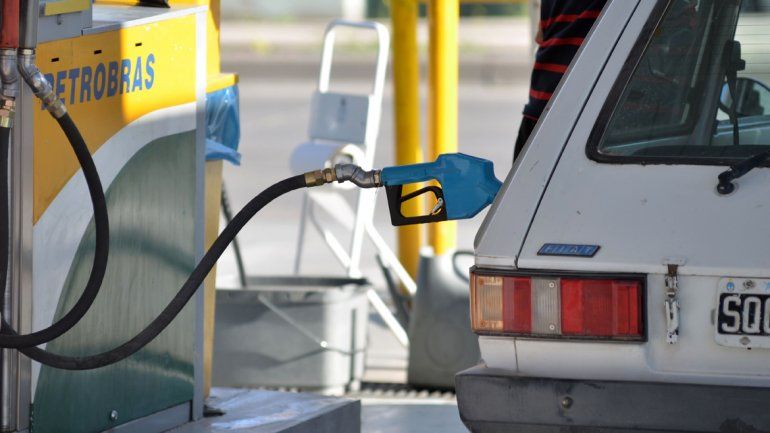 Buscan relanzar el proyecto para bajar el precio de la nafta