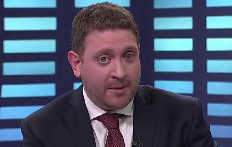 Jonatan Viale aseguró que la relación entre Victoria Villarruel y Javier Milei está quebrada. Jonatan Viale aseguró que la relación entre Victoria Villarruel y Javier Milei está quebrada.