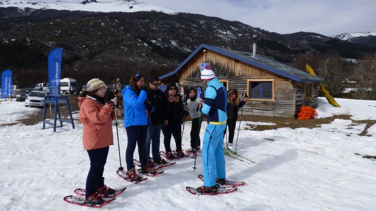 El espacio recreativo se ubica sobre la Ruta Nacional Nº 40.