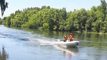 Hallaron el cuerpo del joven que cayó al río en Costa Norte