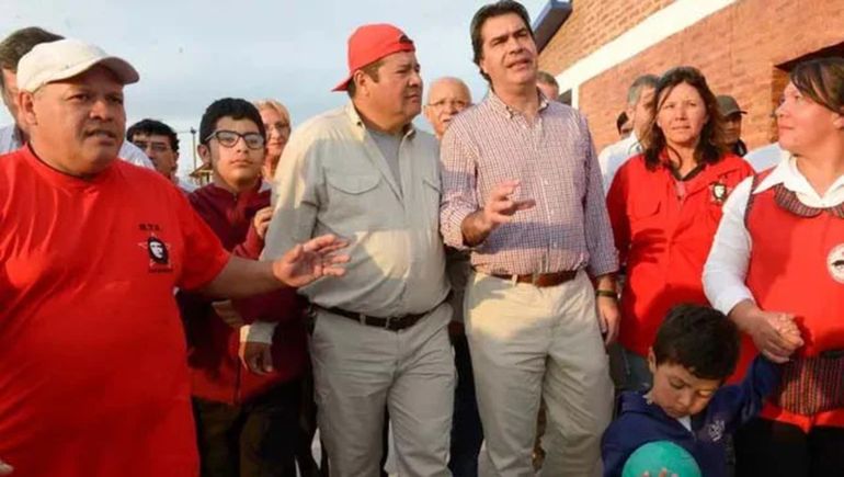 Emerenciano Sena junto a Jorge Capitanich. Emerenciano Sena junto a Jorge Capitanich.