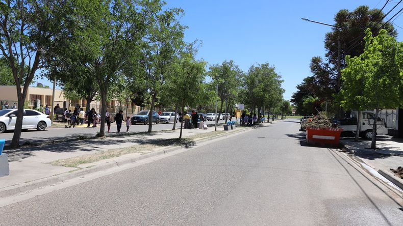 Malestar por una delicada situación en barrio Mariano Moreno | LM Neuquen Malestar por una delicada situación en barrio Mariano Moreno