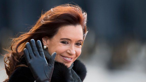 Cristina sufrió una caída y debió ser atendida