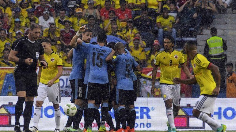 Colombia y Uruguay empataron 2 a 2 en Barranquilla