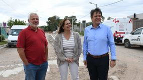 Gaido lanza obras de pavimentación en tres barrios de Neuquén: cuáles son | LM Neuquen Gaido lanza obras de pavimentación en tres barrios de Neuquén: cuáles son