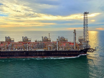 El FLNG liderado por PAE-Golar (buque Hilli Episeyo) será uno de los proyectos que buscará monetizar el gas de Vaca Muerta.