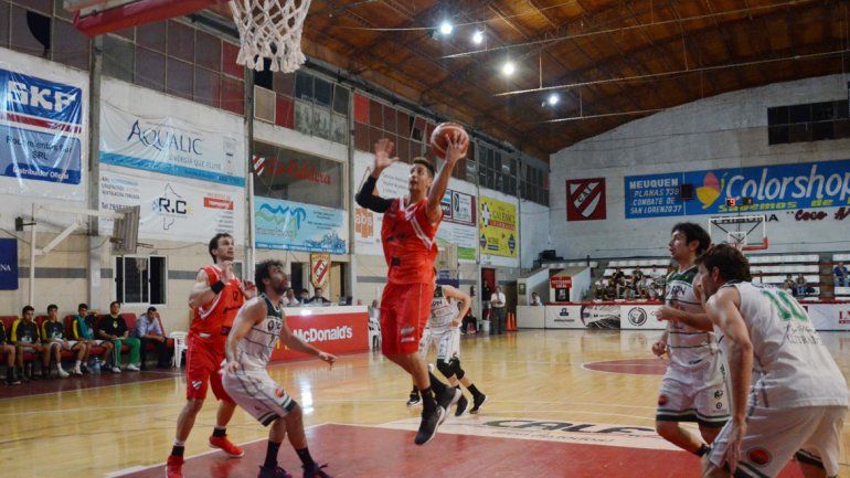 Con un triple de Almendra, Independiente venció a Perfora en La Caldera