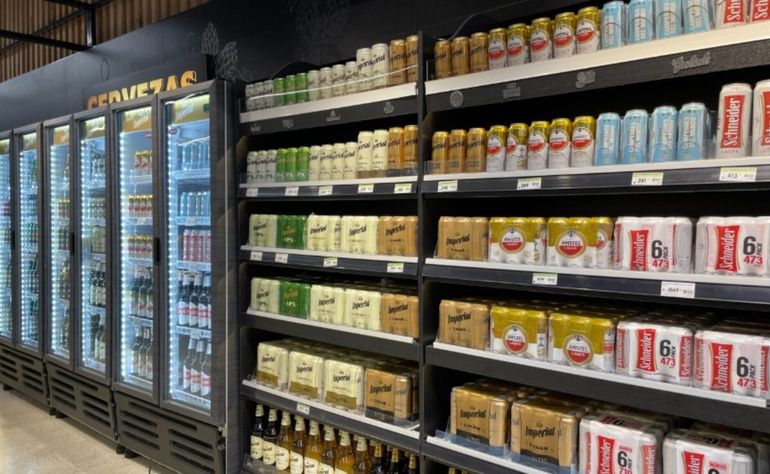 Sorpresa en las góndolas: el increíble precio de una cerveza brasileña, más barata que las marcas argentinas
