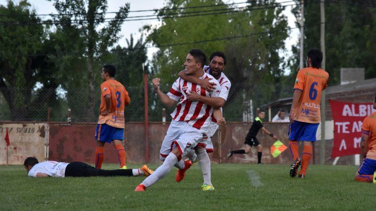 En el primer duelo entre ambos