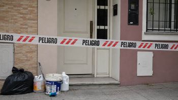 El proyecto de ley que busca que el Estado se haga cargo de la limpieza de los hogares donde ocurrieron los femicidios ingresó a la Cámara de Diputados bonaerense. El proyecto de ley que busca que el Estado se haga cargo de la limpieza de los hogares donde ocurrieron los femicidios ingresó a la Cámara de Diputados bonaerense.