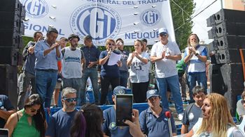 El paro convocato por la CGT y la adhesión de los sectores económicos de Neuquén. El paro convocato por la CGT y la adhesión de los sectores económicos de Neuquén.