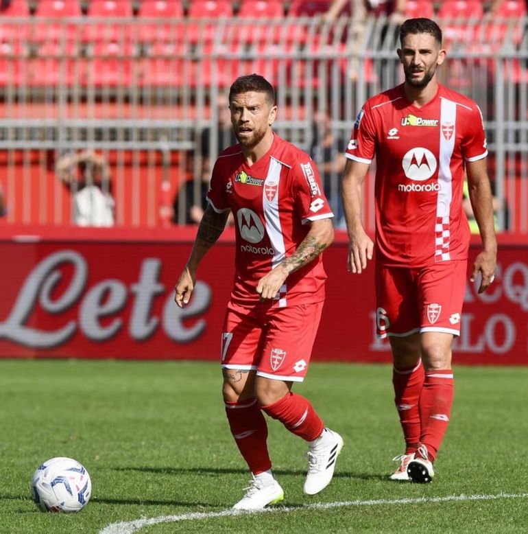 El Papu Gómez vuelve al fútbol El Papu Gómez vuelve al fútbol