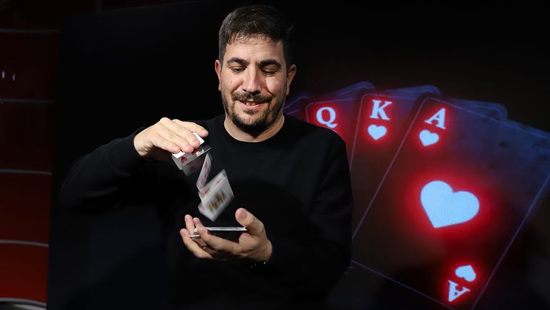 Gastón Martínez es el número uno de Remax Oportunidades en Neuquén y en su tiempo libre, jugador amateur de poker. Es le mejor neuquino posicionado. Gastón Martínez es el número uno de Remax Oportunidades en Neuquén y en su tiempo libre, jugador amateur de poker. Es le mejor neuquino posicionado.