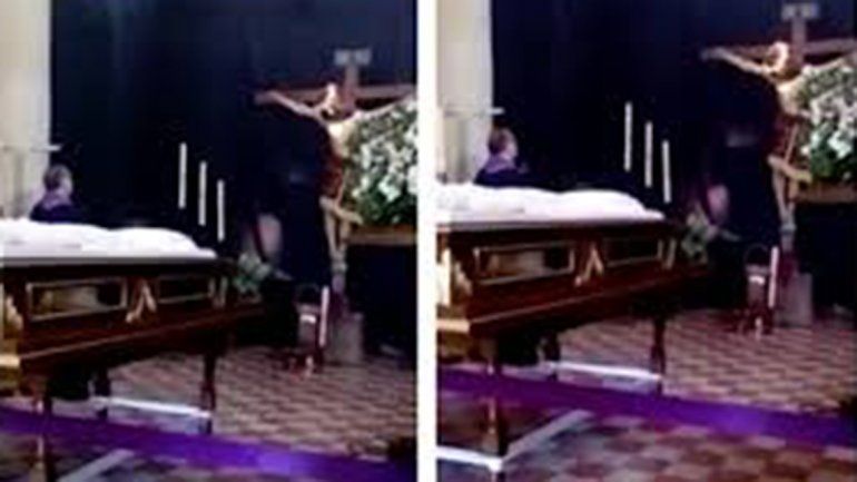 Conmoción en una iglesia por un Cristo que mueve la cabeza