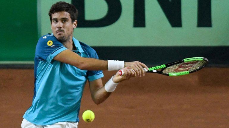 Gran triunfo de Pella al remontar en cinco sets el segundo punto