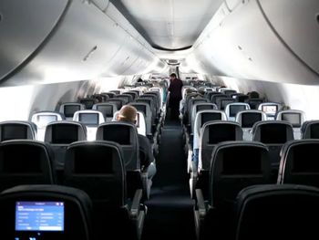 La pareja fue vista teniendo sexo en pleno vuelo a Rosario. La pareja fue vista teniendo sexo en pleno vuelo a Rosario.