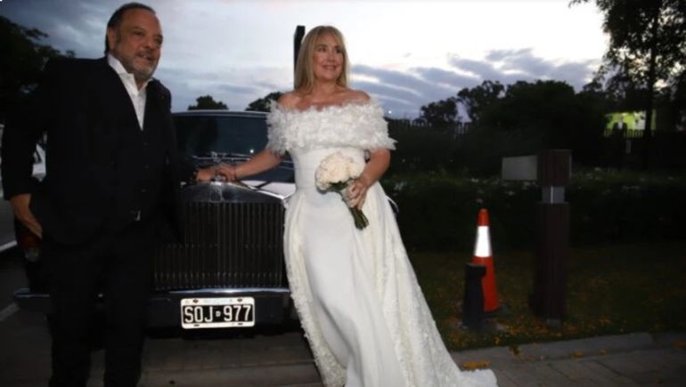 Cuál fue el look que llevó Baby Etchecopar y su nueva esposa, Silvina Cupeiro, en su boda