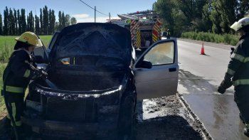 ¡que garron! saco la camioneta de un taller mecanico y se le prendio fuego