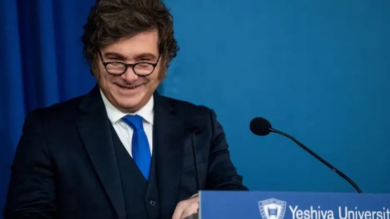 Se trata de un road show de inversiones que tendrá a Milei como protagonista excluyente con una serie de reuniones. Se trata de un road show de inversiones que tendrá a Milei como protagonista excluyente con una serie de reuniones.