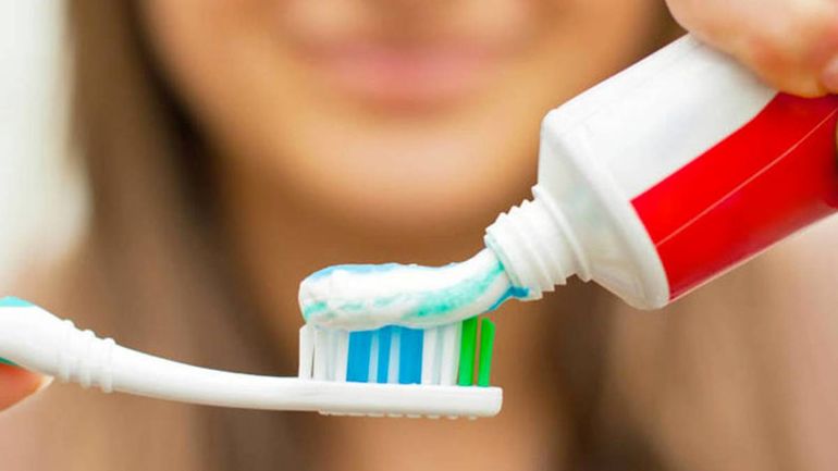 La pasta de dientes en la mira por el Anmat