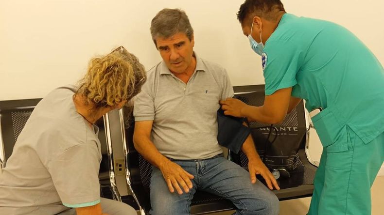 Uno de los condenados trabajador estatal se quebró emocionalmente. | LM Neuquen Uno de los condenados trabajador estatal se quebró emocionalmente.