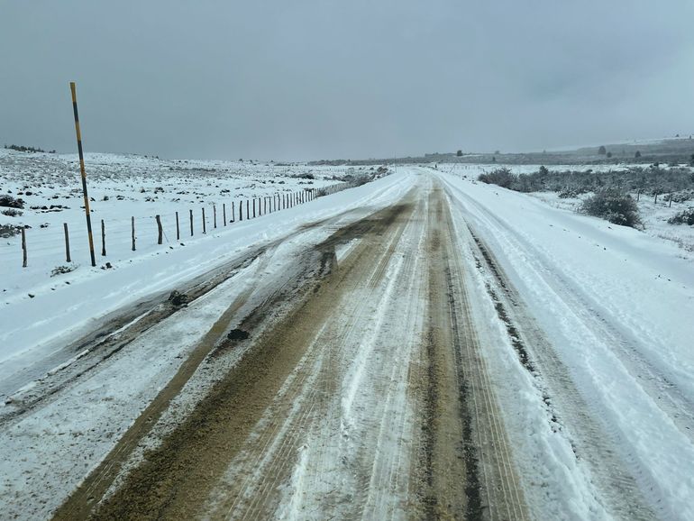 Los automovilistas se quejaban del estado de la Ruta 46 hacia Aluminé. Los automovilistas se quejaban del estado de la Ruta 46 hacia Aluminé.