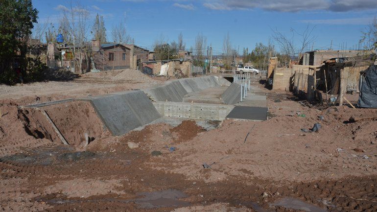 Los días de lluvia son un verdadero calvario para los vecinos que viven en el sector de Loteo Social